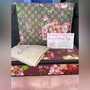 Gucci blooms cosmetics case